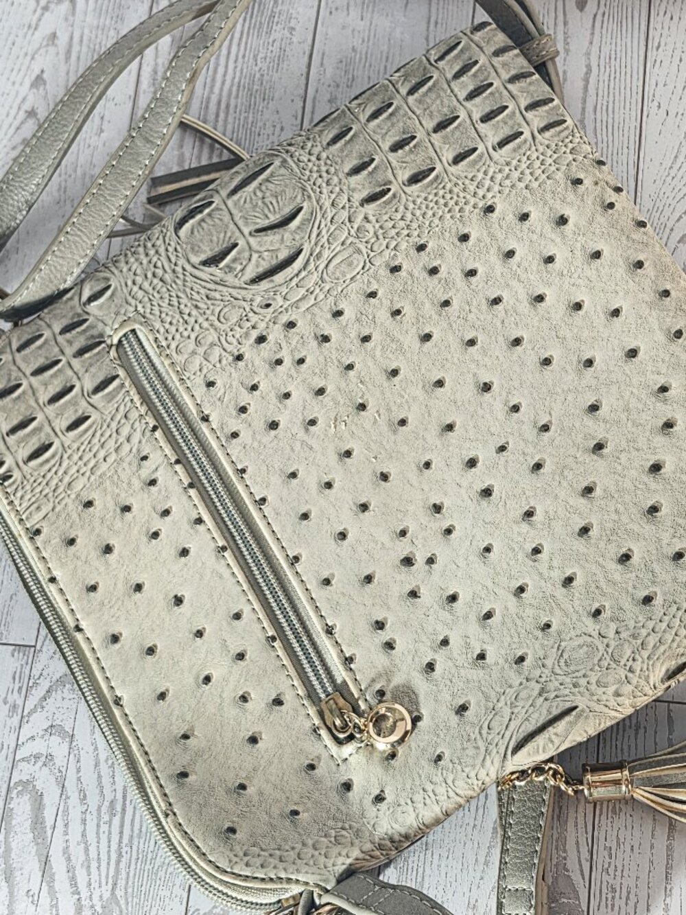 Faux Alligator Print Crossover Womens Handbag Purse - Picture 2 of 4